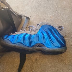 Nike blue zoom shoes